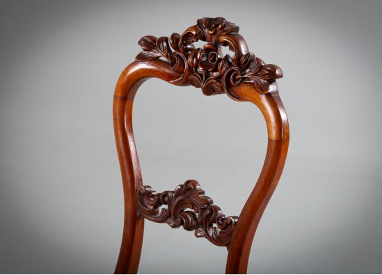 Chairs (4 items)