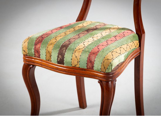 Chairs (4 items)