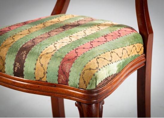 Chairs (4 items)
