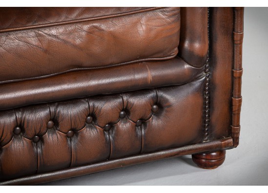 Кожаный мебельный гарнитур