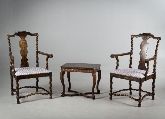 Armchair (2 items) + Table