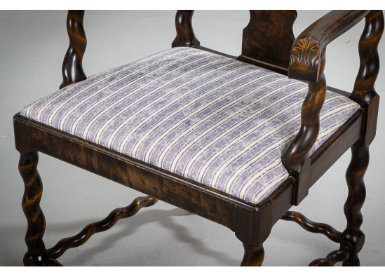 Armchair (2 items) + Table