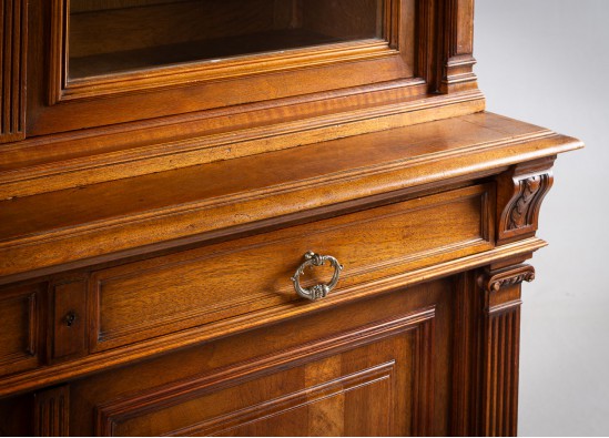 Kнижный шкаф