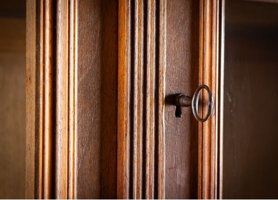 Kнижный шкаф