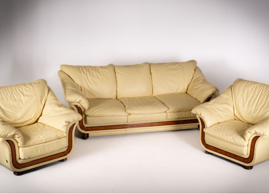 Svetainės baldų komplektas