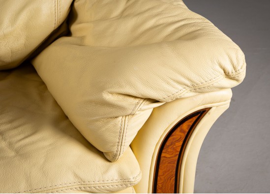 Svetainės baldų komplektas