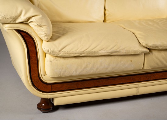 Svetainės baldų komplektas