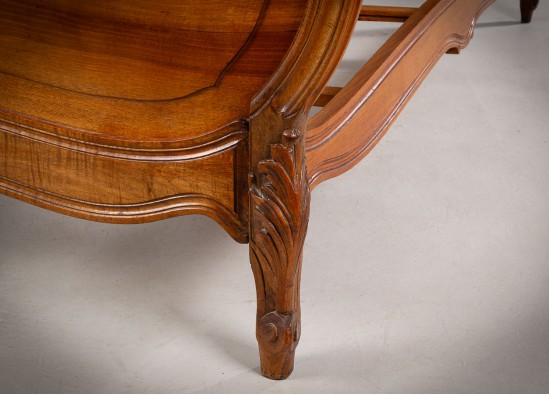 Miegamojo baldų komplektas