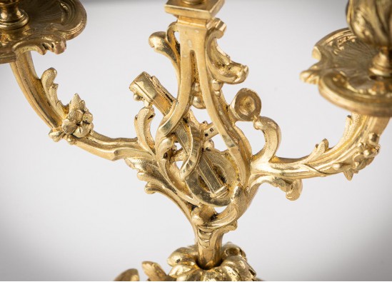 Pastatomas laikrodis + 2 žvakidės