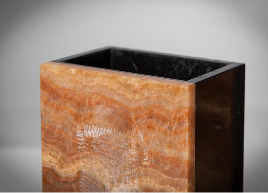 Часы и подсвечники (2 шт.)