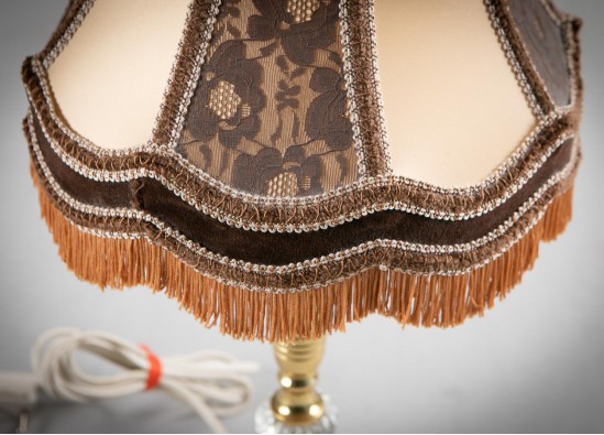 Настольная лампа