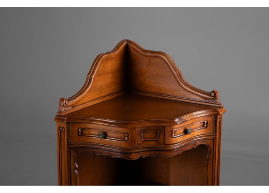 Угловая полка