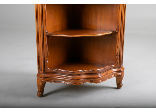 Угловая полка