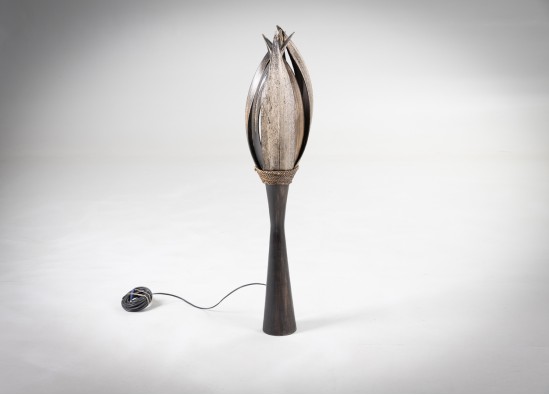 Pastatomas Šviestuvas