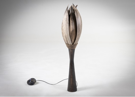 Лампа строится