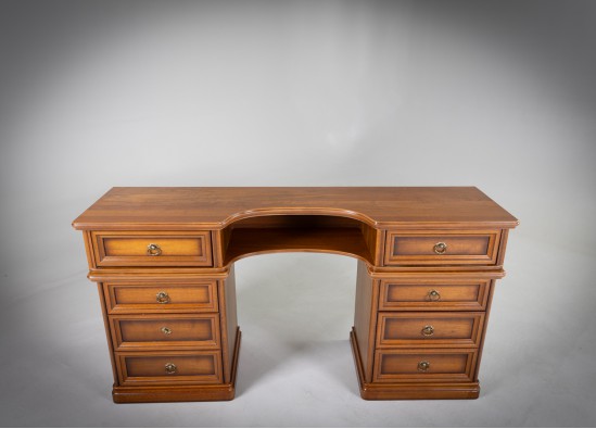 Kosmetinis staliukas