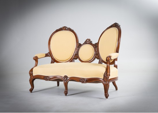 Svetainės baldų komplektas