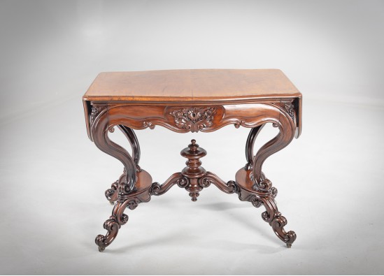 Stalas - Rašomasis stalas