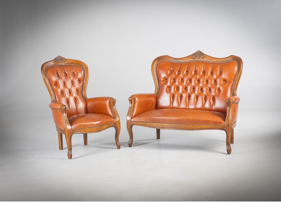 Odinių baldų komplektas