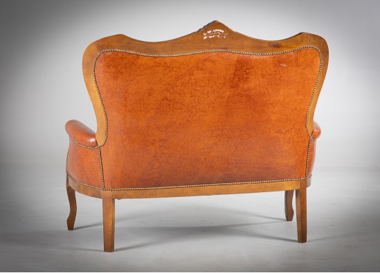 Odinių baldų komplektas