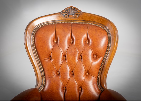 Odinių baldų komplektas