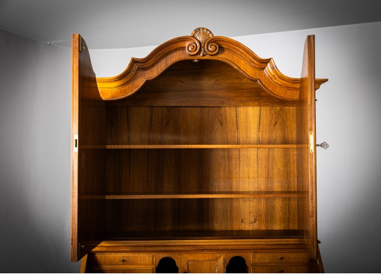 Dish Cabinet - Secretaire