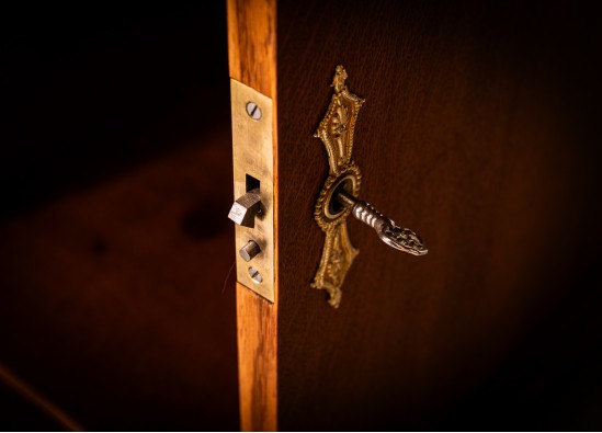 Письменный стол