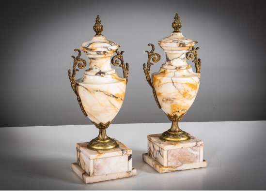 Vases (2 items)
