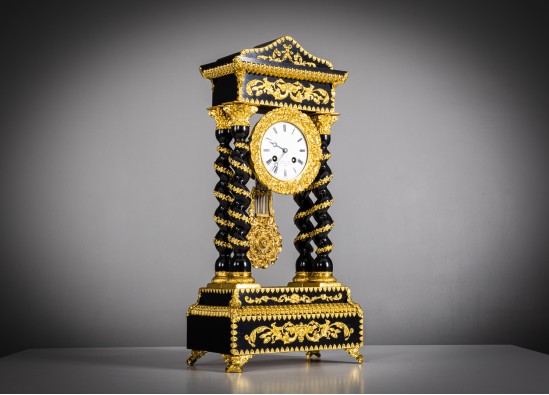 Pastatomas laikrodis