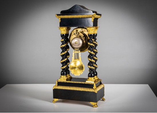 Pastatomas laikrodis