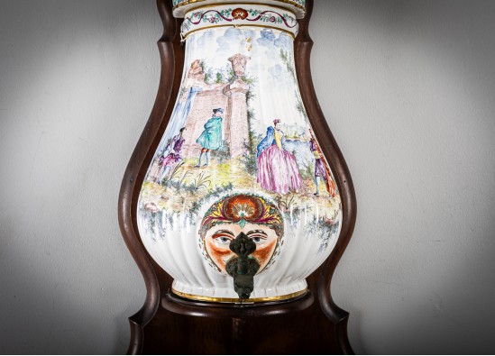 Wall-Mounted Water Fountain