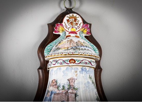 Wall-Mounted Water Fountain