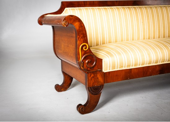 Old - Fashioned Bench