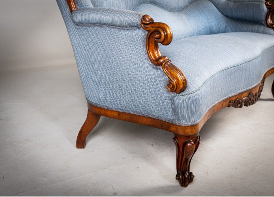 Old - Fashioned Bench