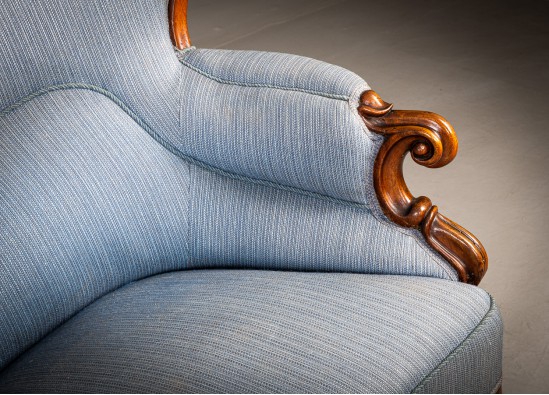 Old - Fashioned Bench