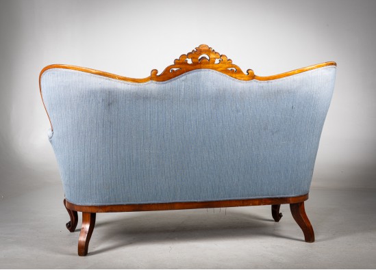 Old - Fashioned Bench