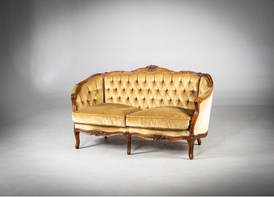 Old - Fashioned Bench