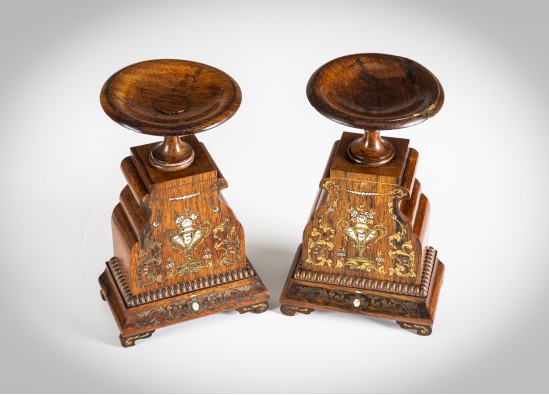 Candlesticks (2 items)