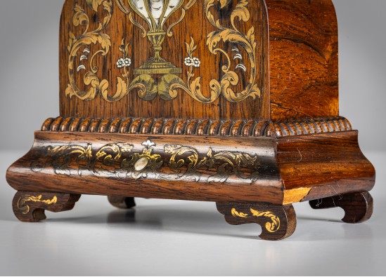 Candlesticks (2 items)