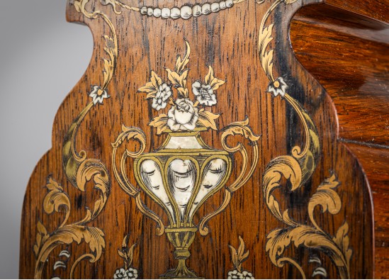 Candlesticks (2 items)