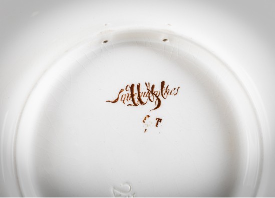 Interjero detalė (lėkštė)