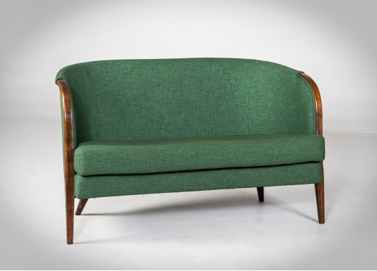 Old - Fashioned Bench