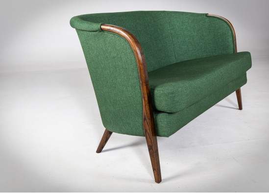 Old - Fashioned Bench