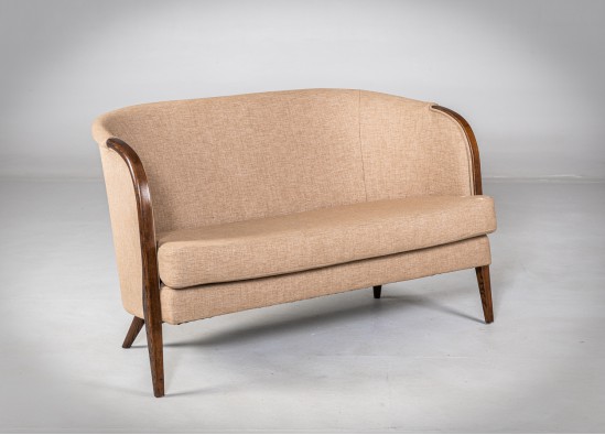 Old - Fashioned Bench