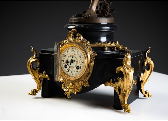 Laikrodis + Žvakidės 2vnt