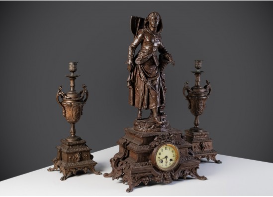 Laikrodis + Žvakidės 2vnt.