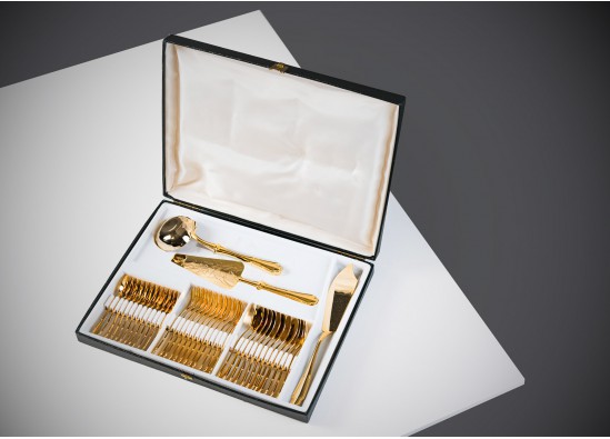 Столовые приборы