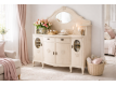 Dish cabinet