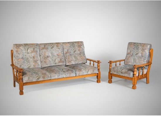 Upholstered furniture set