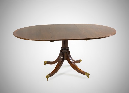 Dining room furniture set